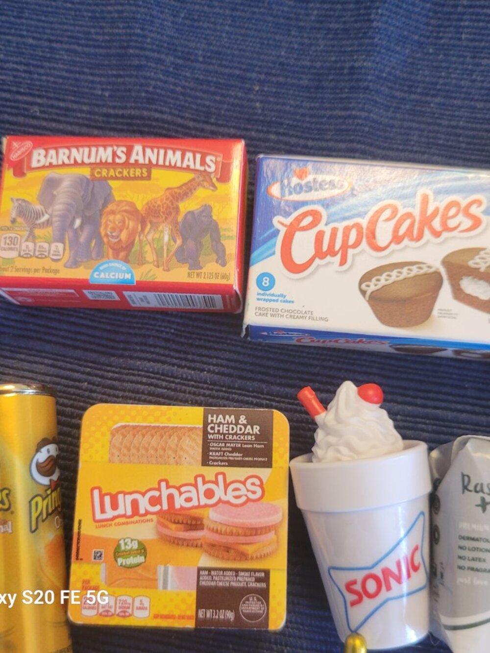 Mini Brands Set - Picture 3 of 4